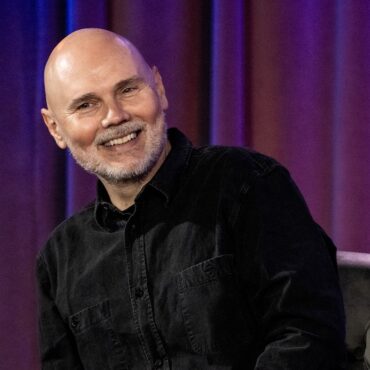 billy-corgan-starring-in-wrestling-reality-show-on-the-cw