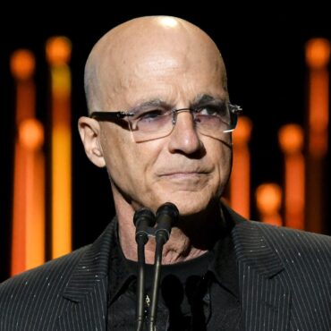 interscope-co-founder-jimmy-iovine-no-longer-facing-sexual-abuse-lawsuit