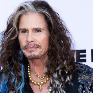 aerosmith’s-steven-tyler-gets-one-sexual-assault-lawsuit-dismissed