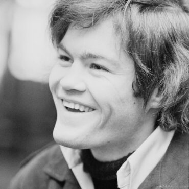 happy-birthday-micky-dolenz-(monkees)