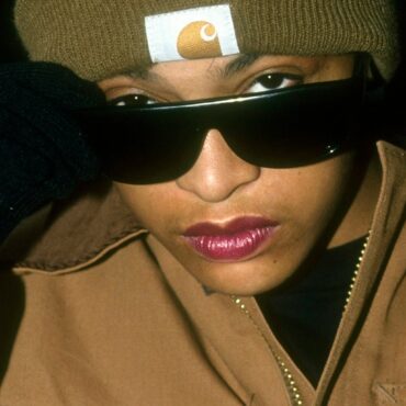 rapper-boss,-one-of-the-first-women-signed-to-def-jam-recordings,-dies-at-54