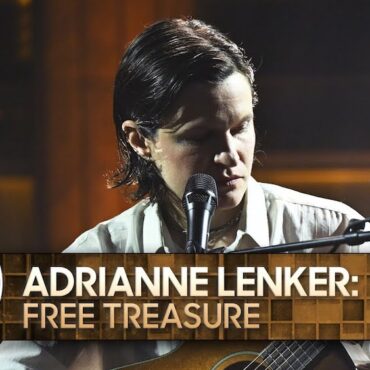 watch-adrianne-lenker-play-a-softly-devastating-“free-treasure”-on-the-tonight-show