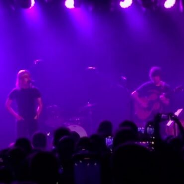 watch-better-oblivion-community-center’s-phoebe-bridgers-&-conor-oberst-reunite-in-la