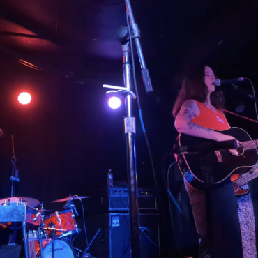 watch-waxahatchee-play-tigers-blood-songs-live-for-the-first-time-at-chicago-album-release-show