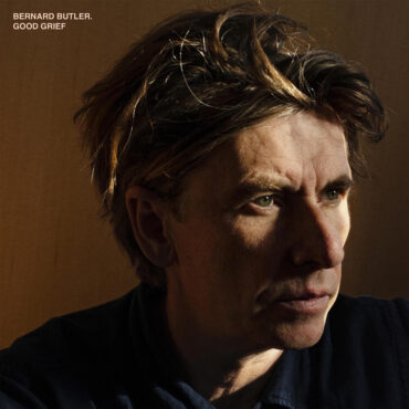 bernard-butler-(ex-suede)-announces-first-solo-album-in-25-years,-shares-new-song-“camber-sands”