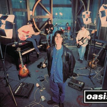 oasis-released-debut-single-“supersonic”-30-years-ago-today