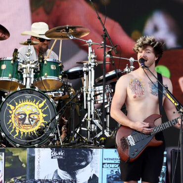 watch-the-reunited-sublime,-now-fronted-by-bradley-nowell’s-son,-perform-at-coachella