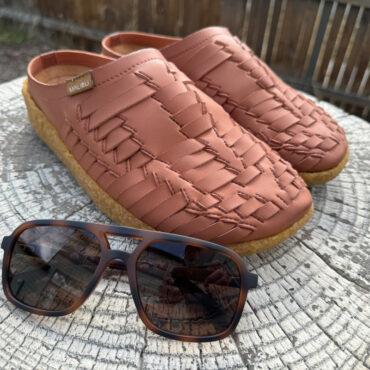 get-ready-for-summer-with-some-retro-west-coast-styles-from-malibu-sandals-and-camp-sunglasses-by-shwood