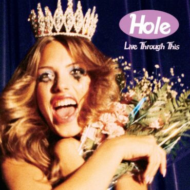 hole-released-“live-through-this”-30-years-ago-today