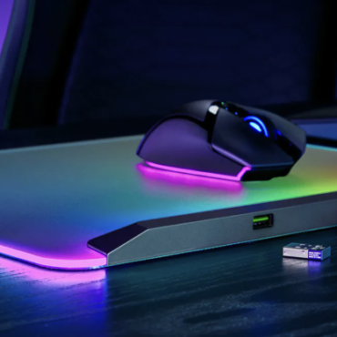 step-up-your-gaming-setup-with-the-razer-firefly-v2-pro-mouse-mat