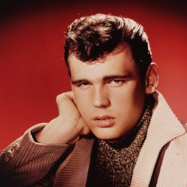 legendary-guitarist-duane-eddy-dead-at-86