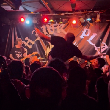 trophy-eyes-share-statement-about-fan’s-spinal-injury-caused-by-frontman-stagediving-in-buffalo