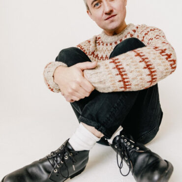 villagers-shares-lyric-video-for-new-song-“i-want-what-i-don’t-need”