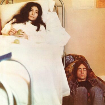 john-lennon-&-yoko-ono-released-“unfinished-music-no.-2:-life-with-the-lions”-55-years-ago-today