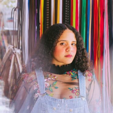 lido-pimienta-shares-new-song-“he-venido-al-mar”:-listen