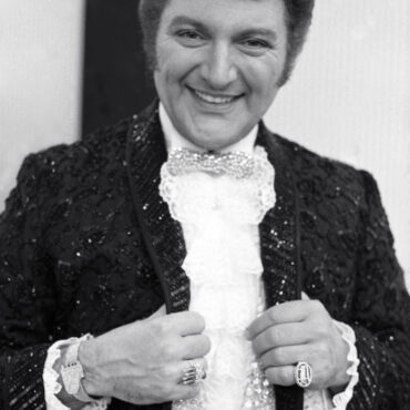 happy-105th-birthday-liberace,-rip.