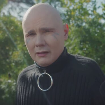 billy-corgan-defends-taylor-swift-album-criticism