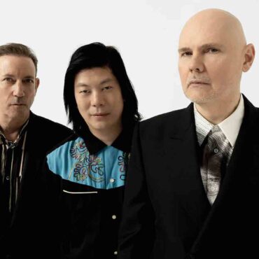 smashing-pumpkins-mock-tour-setlist-controversy