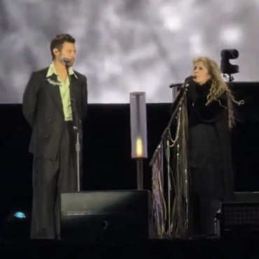 watch-harry-styles-join-stevie-nicks-for-two-songs-in-london