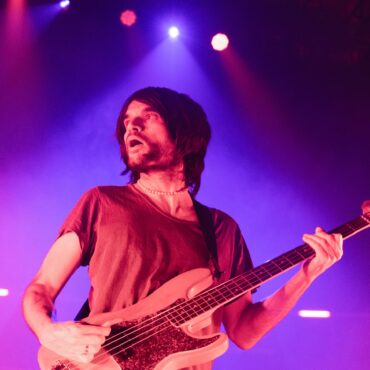 the-smile-cancel-tour-dates-after-jonny-greenwood-hospitalized-for-serious-illness