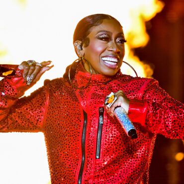 missy-elliott’s-“the-rain-(supa-dupa-fly)”-sent-into-outer-space-by-nasa