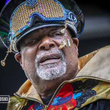 happy-birthday-george-clinton-(parliament-funkadelic)