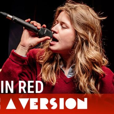 watch-girl-in-red-cover-billie-eilish’s-“lunch”