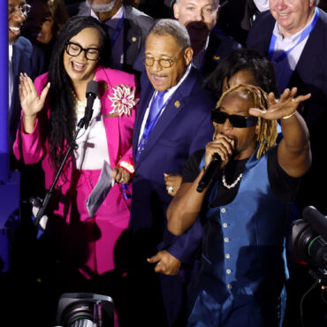 watch-lil-jon-perform-during-georgia-roll-call-at-the-dnc