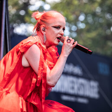 happy-birthday-shirley-manson-(garbage)