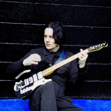 jack-white-promises-to-sue-donald-trump:-“don’t-even-think-about-using-my-music-you-fascists”