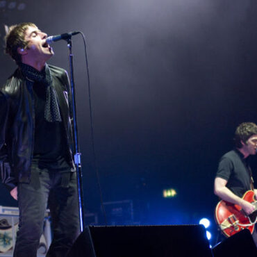 oasis-releasing-new-album-after-reunion?