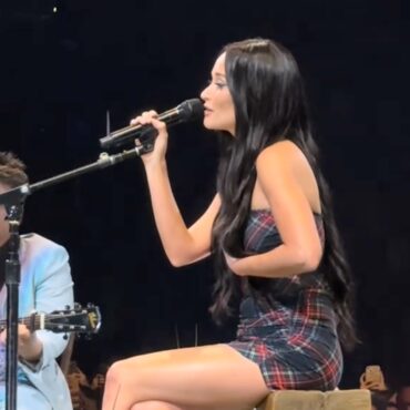 watch-kacey-musgraves-&-nickel-creek-cover-sza’s-“kill-bill”