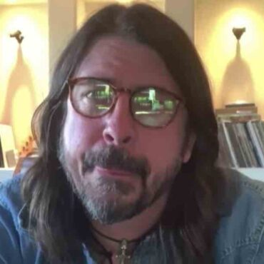 dave-grohl’s-daughter-erases-social-media