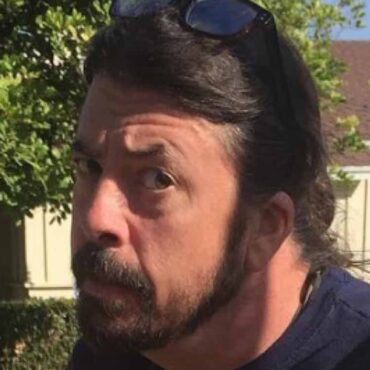 is-dave-grohl-getting-canceled-after-his-affair?