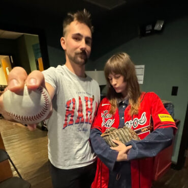 atlanta-braves’-spencer-strider-threw-out-the-first-pitch-at-faye-webster’s-show