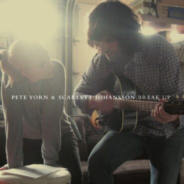 pete-yorn-&-scarlett-johansson-released-“break-up”-15-years-ago-today