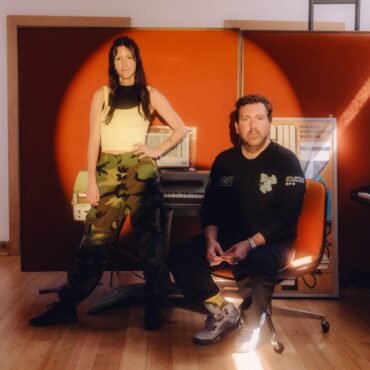 kaitlyn-aurelia-smith-and-hot-chip’s-joe-goddard-share-song-from-new-neptunes-ep:-listen