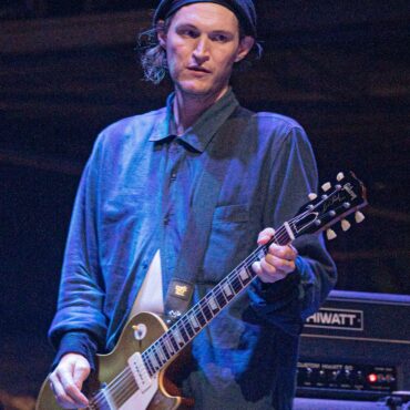 former-red-hot-chili-peppers-guitarist-josh-klinghoffer-pleads-not-guilty-to-vehicular-manslaughter