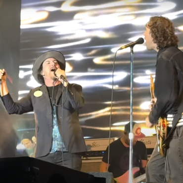 watch-pearl-jam-play-’90s-deep-cut-“the-whale-song”-live-for-the-first-time-at-ohana-fest