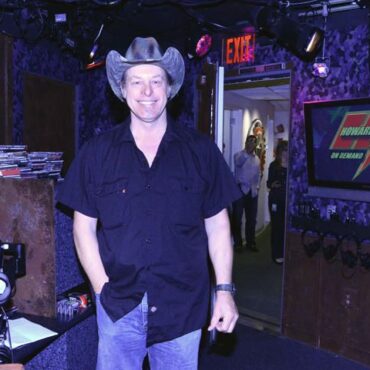 ted-nugent-shares-insane-photo-from-kid-rock